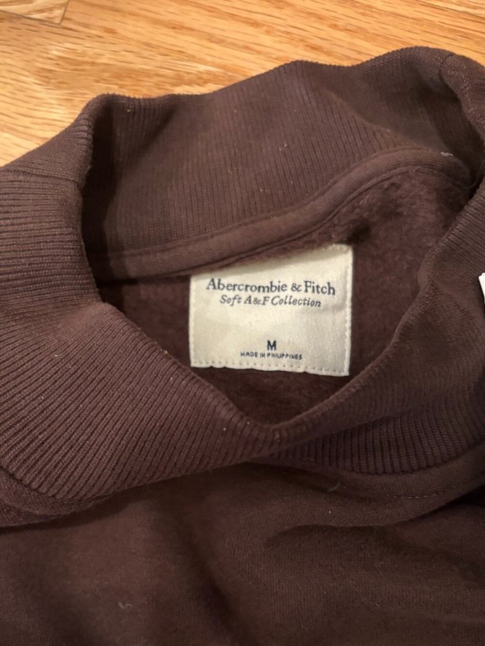Abercrombie & Fitch Mockneck Crew Sweatshirt - Picture 4 of 4